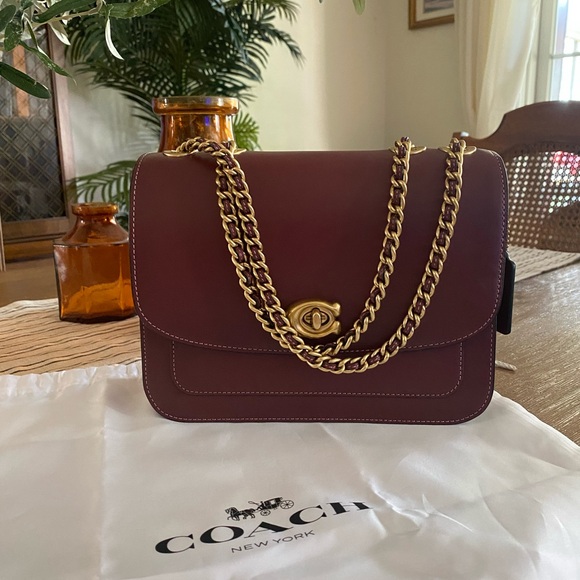 ✨Coach Madison Shoulder Bag ✨ - Picture 16 of 16